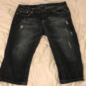 Faded distressed capris